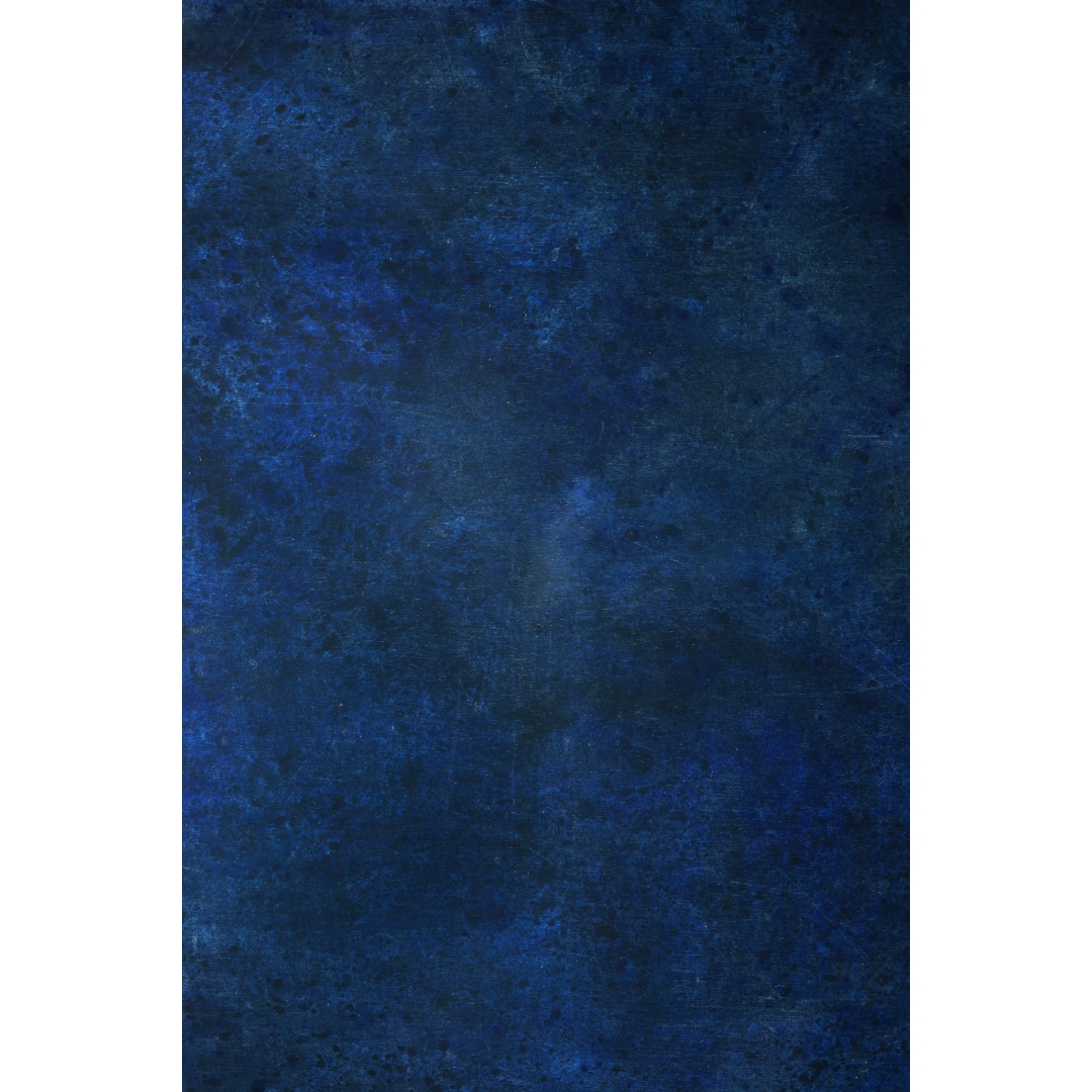 Fondo azul oscuro texturizado con variaciones tonales y acabado mate en tono azul noche